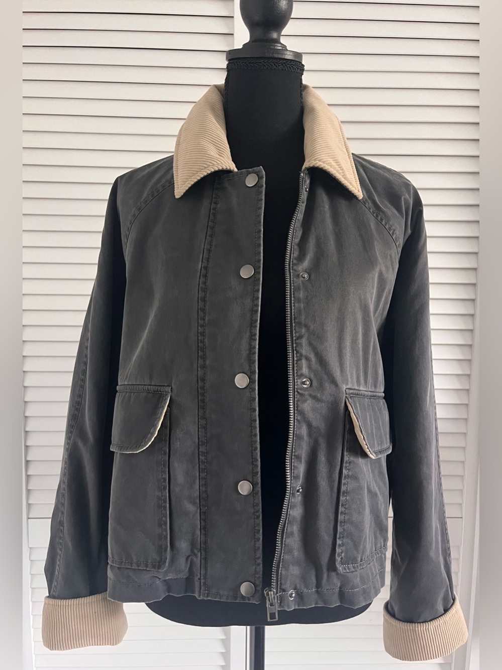 Zara Waxed Grey Utility Jacket with Contrast Corduroy Collar and Cuffs Small
